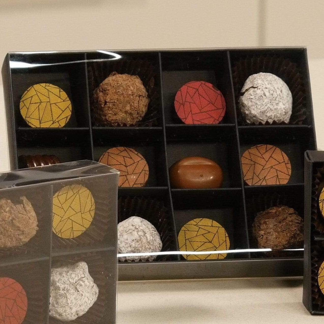 12 Chocolate Box with Clear Slide Cover - Black Designer Range